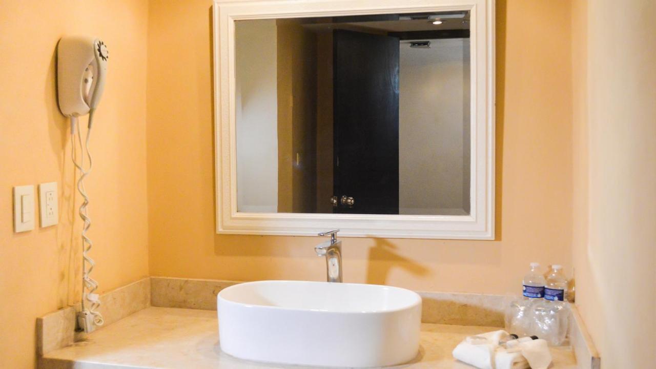 Armida Express Hotell Guaymas Exteriör bild